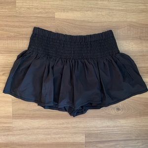 Black Lululemon skirt!